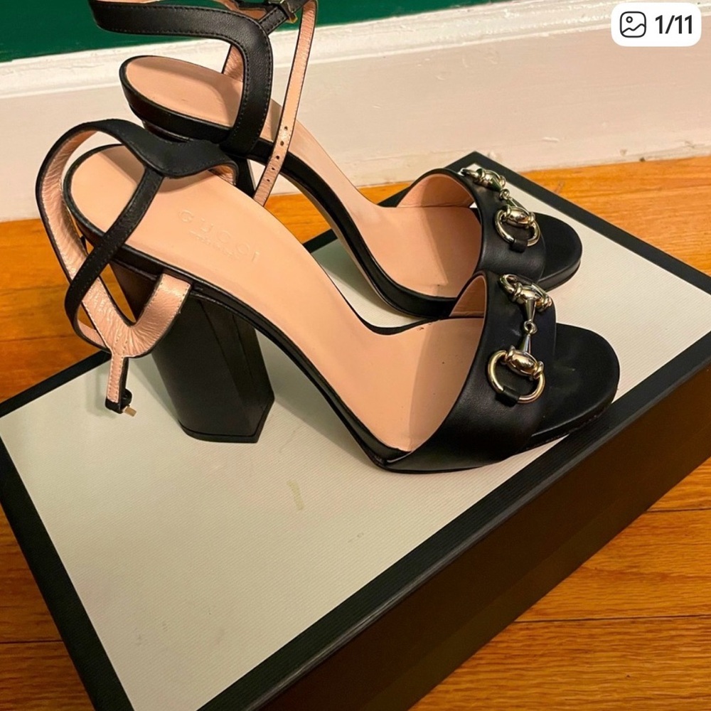 Gucci Black Leather Block Heel Sandals with Gold Horsebit